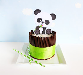 Panda taart makkelijk te maken met kwarktaart mix, panda printable, panda taart maken, recept kwarktaart, mikado koekjes gebruiken voor taart