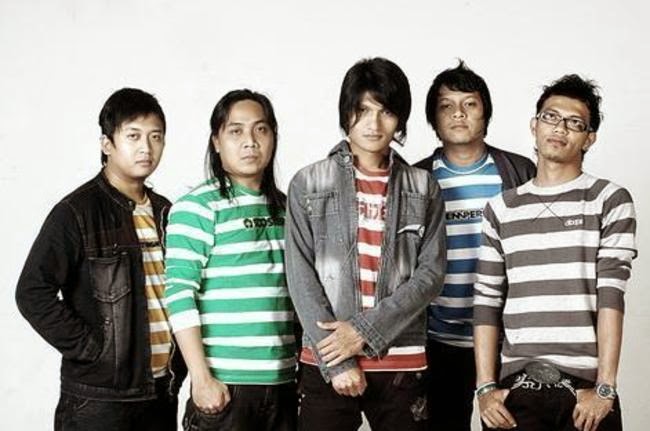 Kumpulan lagu Grup Band Flanella 