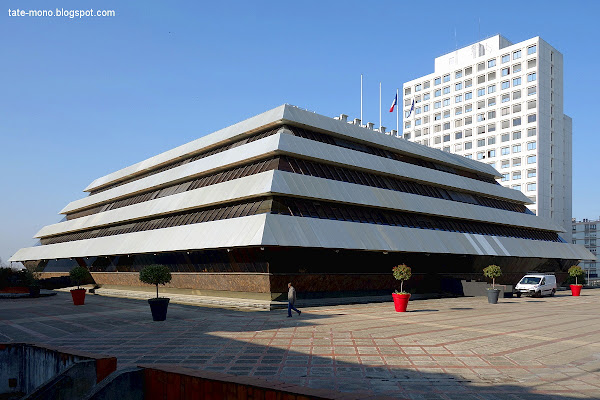 Hôtel de Ville de Nanterre ナンテール市庁舎