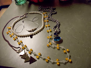 40's-60's vintage/vintage style necklaces, Adventures in the Past Blog