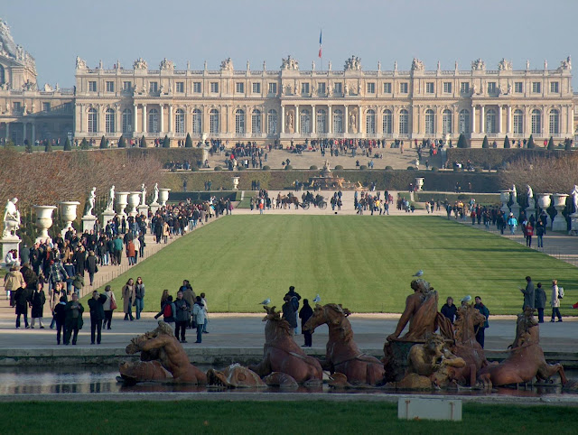 Imagini pentru castelul din versailles