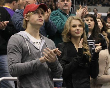 are taylor swift and chord overstreet dating. Are Taylor Swift and Chord Overstreet Dating?