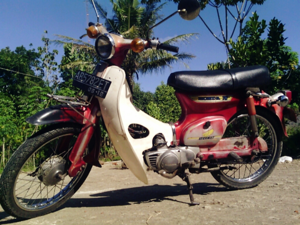 Motor Klasik Soda Gembira