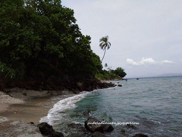 [http://FindWisata.blogspot.com] Berwisata Sambil Menikmati Keindahan Pantai Pasir Putih Keuneukai Sabang 