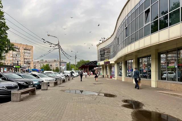 Королёв, улица Космонавта Стрекалова, торговый центр