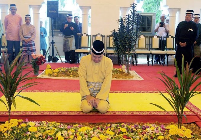 Sultan Nazrin hiba lawat makam almarhum ayahandanya selepas solat Jumaat bersama rakyat