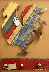 reclaimed wood, salvaged, rooster, kitchen decor, barnwood,  http://bec4-beyondthepicketfence.blogspot.com/2016/02/reclaimed-wood-island.html
