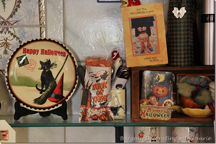 Halloween Decor right side of shelf over range
