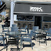 Άνοιξε τις πύλες του το «ZAK coffee» στην πλατεία του Καινουργίου (pics)
