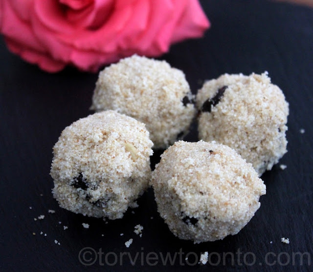 Semolina Sweets rava ladoo