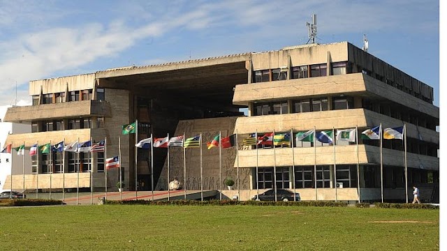Confira quais deputados não conseguiram reeleição na Bahia