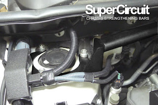SUPERCIRCUIT Front Strut Bar made for the Toyota Harrier XU60.