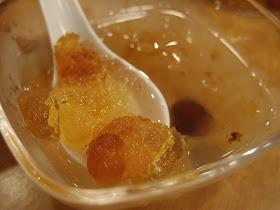 Nourishing Double-boiled Peach Resin with Red Dates