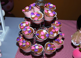 cupcakes marrom e rosa