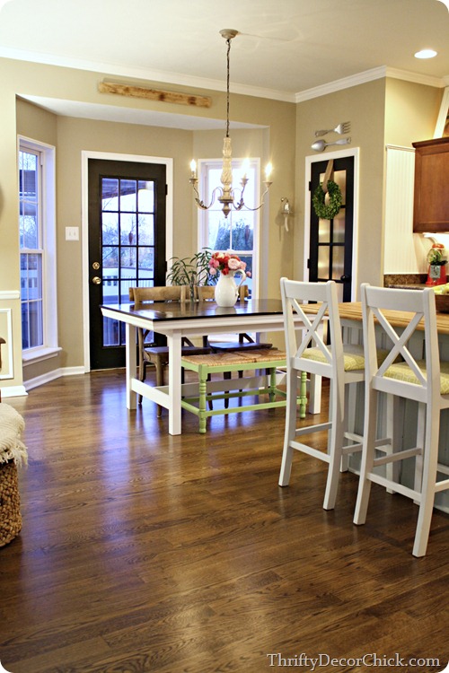 DIY farmhouse table 