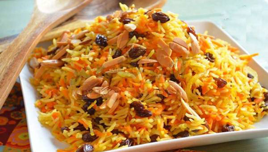 Carrot pilaf with chicken
