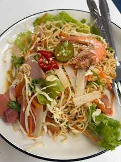 Lunch Hari Ni Di Josi