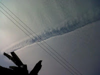 Video Awan Membelah Langit 28 Agustus 2012