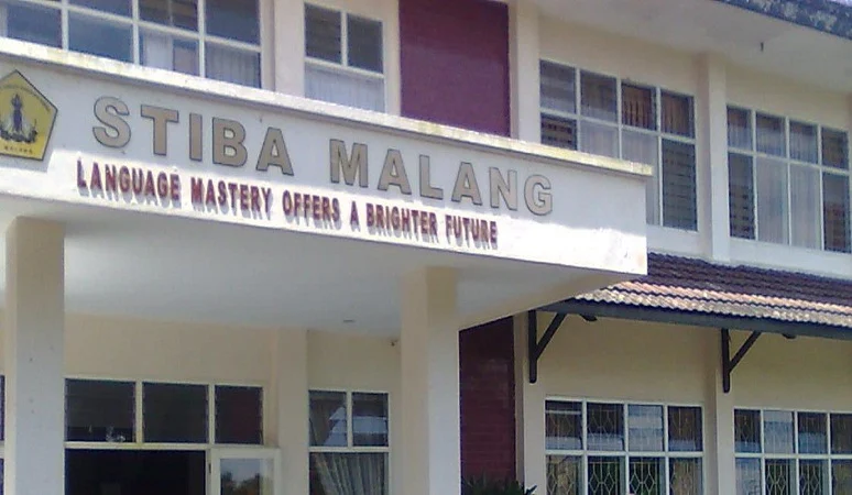 PENERIMAAN MAHASISWA BARU (STIBA MALANG) SEKOLAH TINGGI BAHASA ASING MALANG