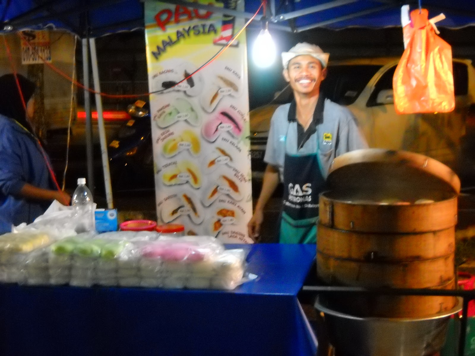 pasar malam Gambar suasana pasar malam PKPS