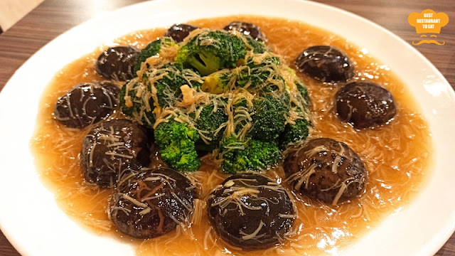 Palm Garden Hotel Putrajaya Chinese New Year Set Menu - Braised Dried Scallops with Shitake Mushroom and Broccoli