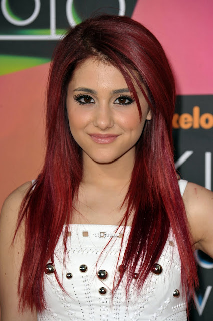 Ariana Grande wiki and pics