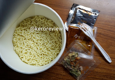 รีวิว จินไมลาง บะหมี่กึ่งสำเร็จรูป รสซุปกระดูกหมูเผ็ด (CR) Review Instant Noodles Bone Soup Spicy Spare Rib Flavor, Jinmailang Brand.