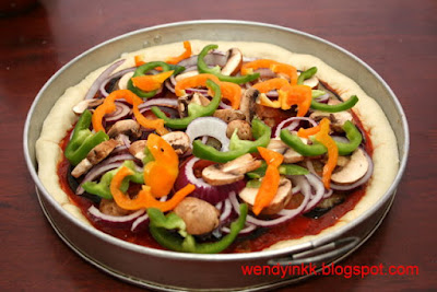 brinjal on my trip to the Camerons the calendar week before Love to Bake Vegetarian Stuffed Crust Pizza 素食比萨