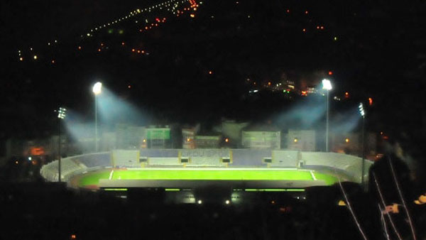 gece boş stad