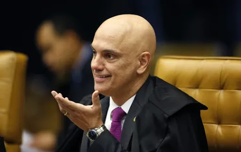 ADVOGADO PEDE PRISÃO DE  MORAES POR TORTURA CONTRA SILVEIRA 