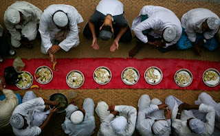 Bacaan Doa Niat Sahur Puasa Ramadhan dan Doa Buka Puasa Beserta Artinya