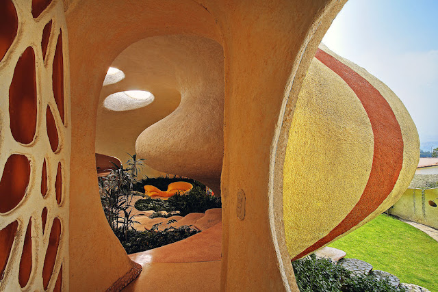 DORMITORIO EN FORMA DE CARACOL DE LA CASA CARACOL