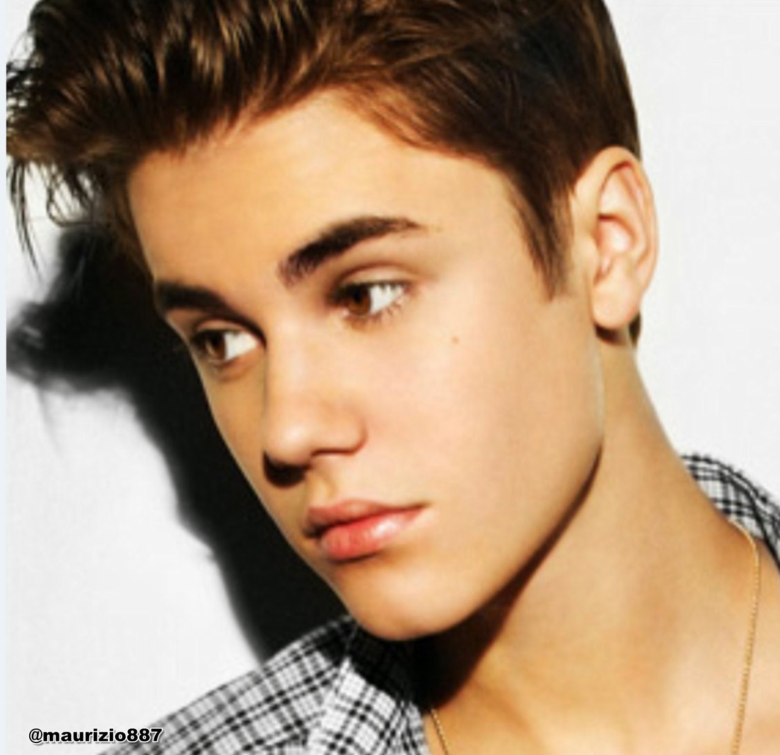 Justin Bieber Pictures with High Quality Photos-