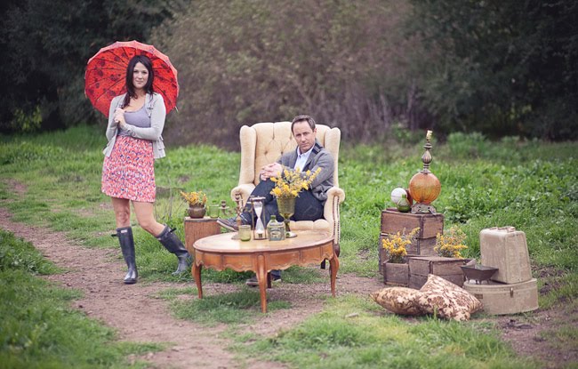 engagement photos umbrella