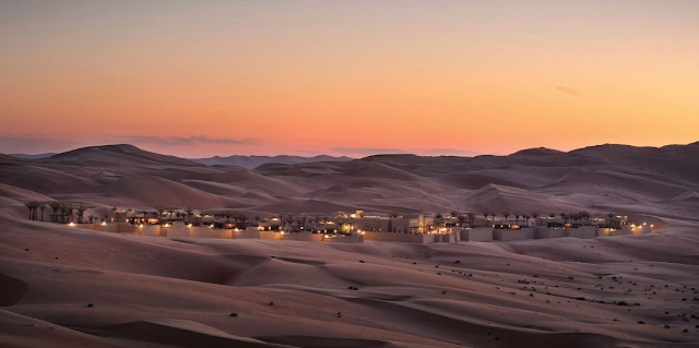 Hotel terpanas Abu Dhabi: Qasr Al Sarab vs. Padang Pasir