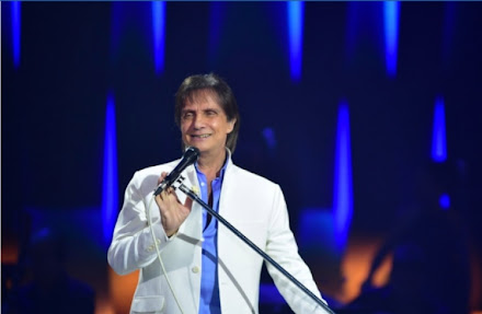 Roberto Carlos, no dia do aniversário, canta e Globo exibe programa especial