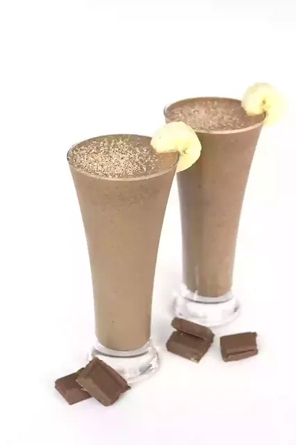 chocolate-banana-milkshake-desserts