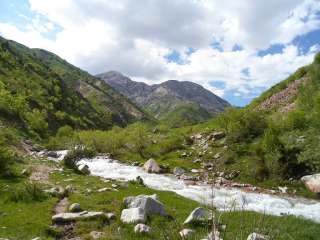 Перевал Кумкаякутал, 3 день похода, ущелье Семиганч, Ромит, горы Таджикистана