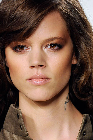 Model series Freja Beha Erichsen