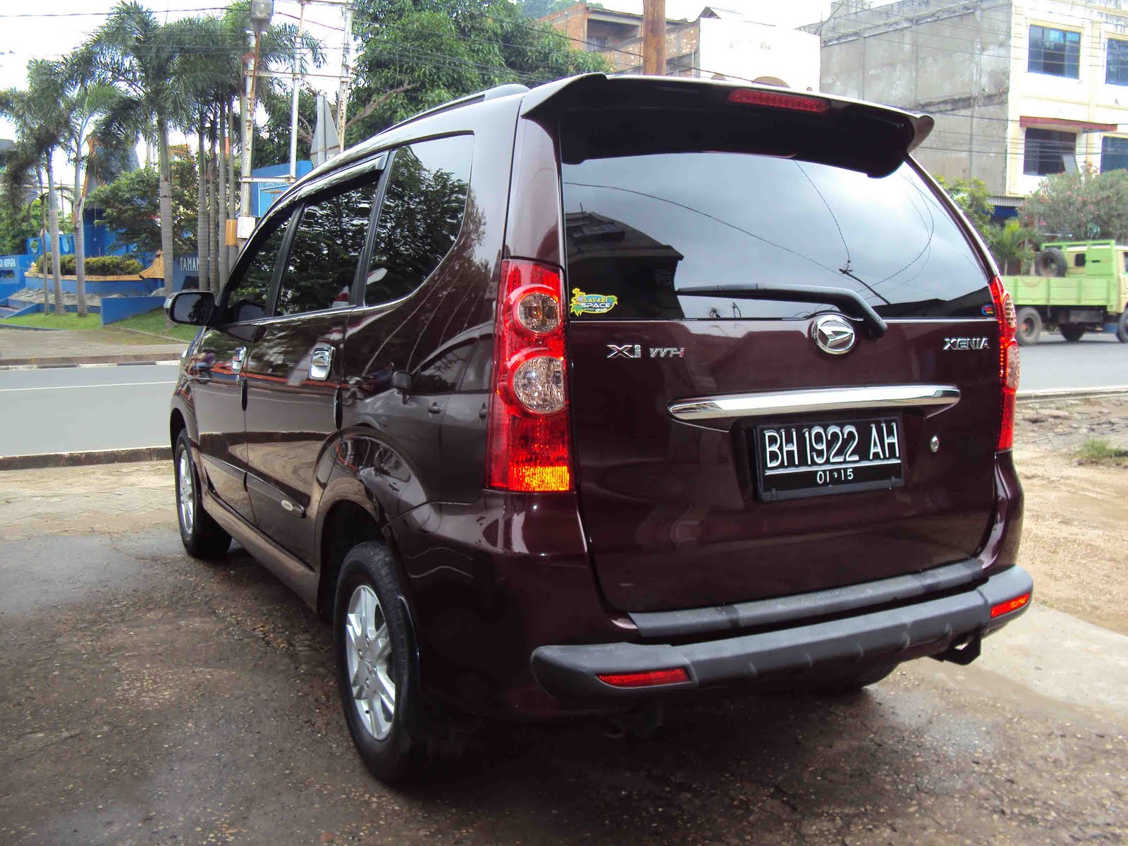  Mobil Bekas Jambi XENIA Xi Sporty Facelift 2010 - Manual