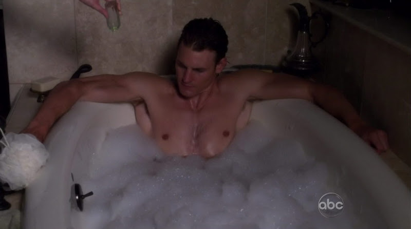 Josh Pence Shirtless on The Gates s1e07