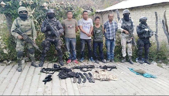 Se enfrentan grupos armados por más de ocho horas en Guerrero