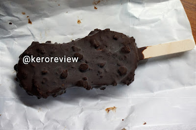 รีวิว เนสท์เล่ เอ็กซ์ตรีม ไอศกรีม นามะ ดาร์กช็อกโกแลต บราวนี่ (CR) Review Extreme Nama Dark Chocolate Brownies Ice Cream, Nestle brand.