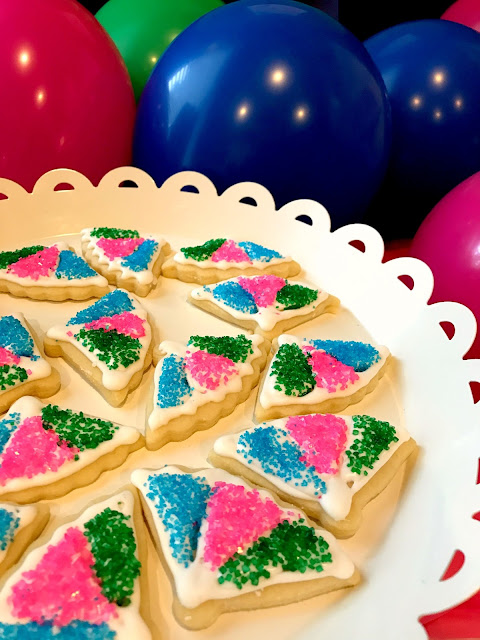 Fan shaped cookies for a FAN party.