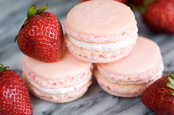 Strawberry Macaron Makeup