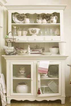 Furniture French on French Provincial Style Dinnerware And Stunning Furniture Pieces