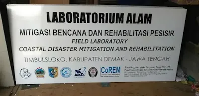 Pembuatan-Signboard-Laboratorium-Alam-FPIK-Undip-Timbulsloko-Kabupaten-Demak
