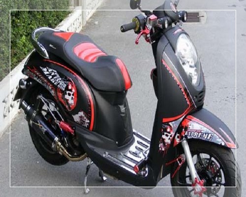 44 Gambar modifikasi scoopy pgm fi lama velg 17 14 retro 