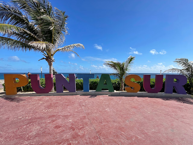 Punta Sur sign