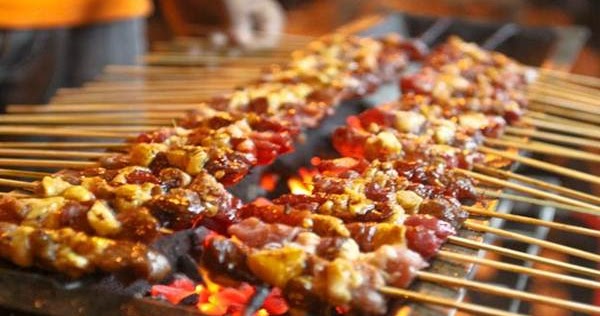 HIDANGAN LEZAT NUSANTARA: Step By Step membuat Sate Ayam 